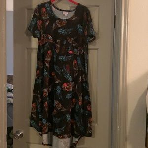 Lularoe feather Carly! Gently worn